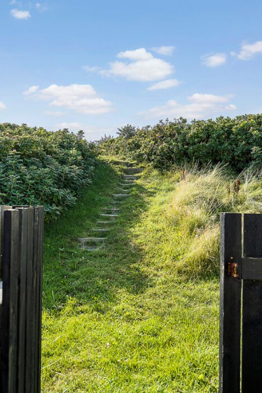 Sommerhusidyl i frste klitrkke ved Vesterhavet
 929